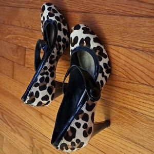 Antonio Melani calf hair print pumps.  Women's Size 9.5M.  Cute & sophisticated